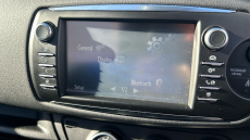 Toyota Yaris 1.5 VVT-i Y20 5dr [Bi-tone] Petrol Hatchback